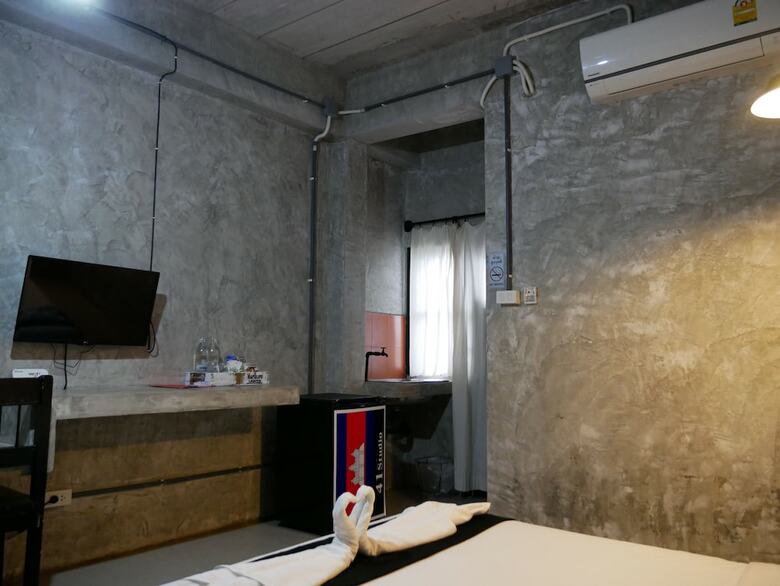 Hotel 41 Studio - Adults Only