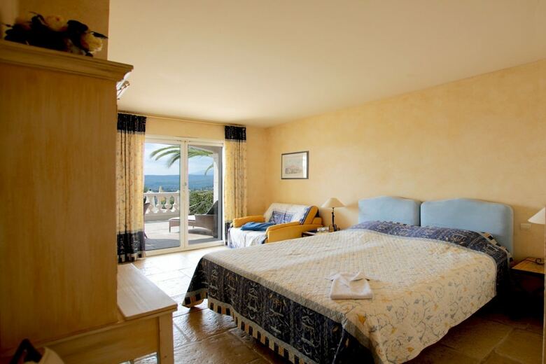 Hotel Les Cavaliers De Saint Paul B&B