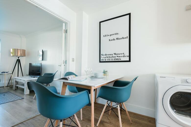 The Blue Compass - Modern & Central 4bdr Townhouse With Garden