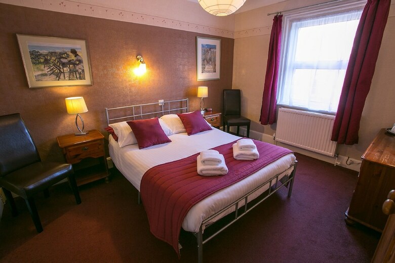 Hotel The Sherwood - Guest House