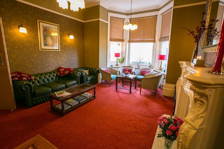 Hotel The Sherwood - Guest House