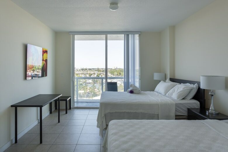 Apartamentos Oaks On The River Boutique Residences