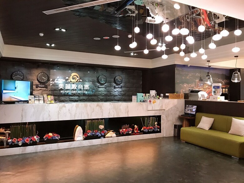 Merryday Hotel Banqiao Branch