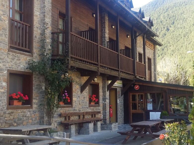 Hostal Alberg Les Daines