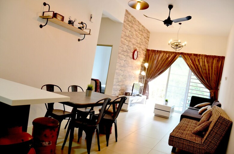 Apartamentos The Woodz Homestay