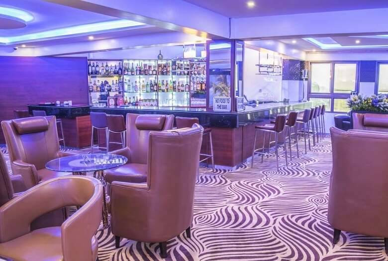 The Ole-ken Hotel