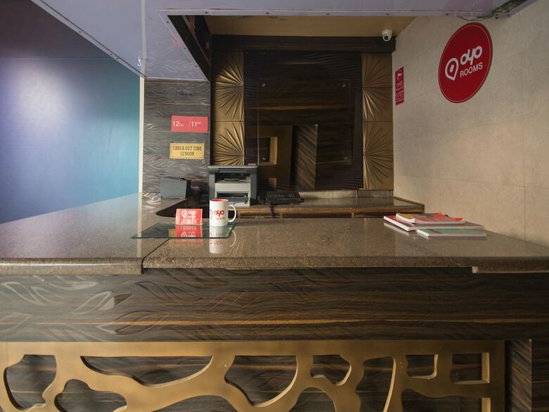 Oyo 2353 Hotel Deep