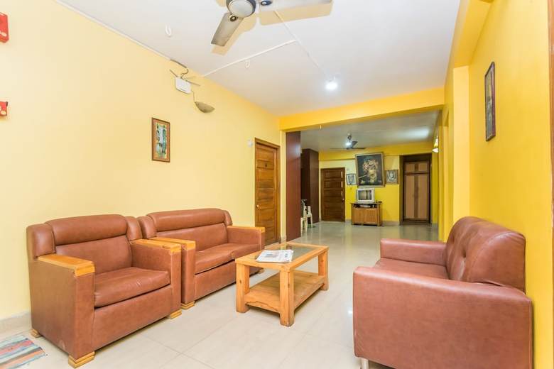 Hotel Oyo 9389 Near Vip Road