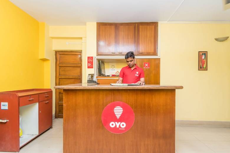 Hotel Oyo 9389 Near Vip Road