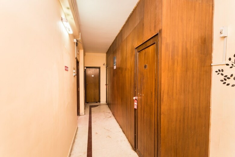Hotel Oyo 3039 Step Inn Guest House