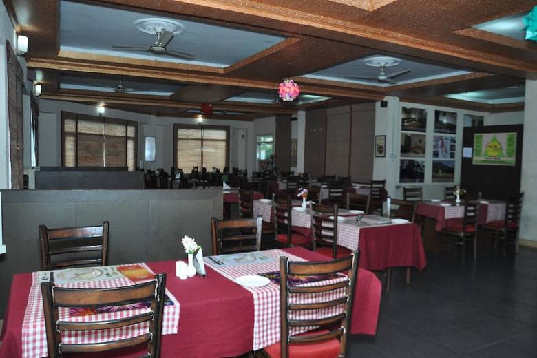 Hotel Oyo 3266 Kumarhatti