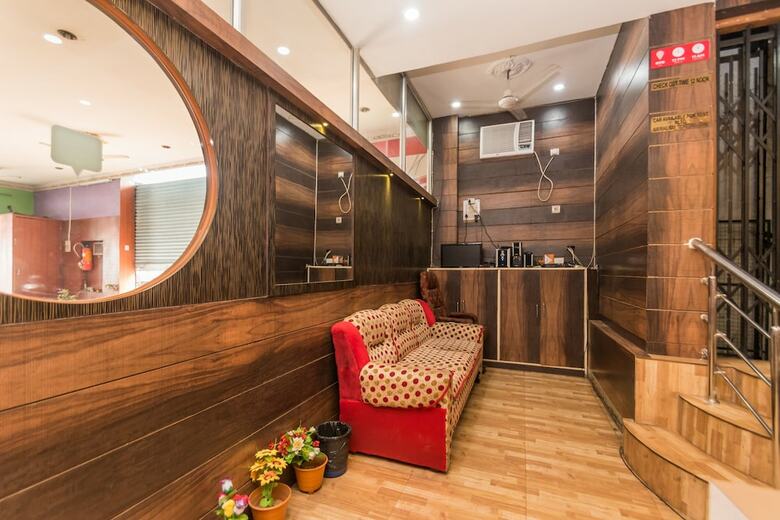 Hotel Oyo 1238 Near Park Circus
