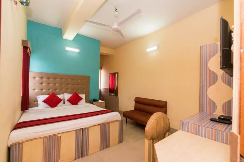 Hotel Oyo 1238 Near Park Circus