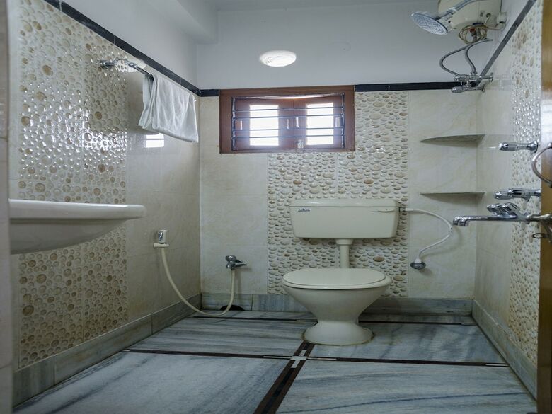 Hotel Oyo 9000 The Syncretic Guest House