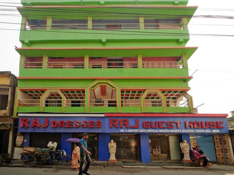 Hotel Oyo 8972 Raj Guest House