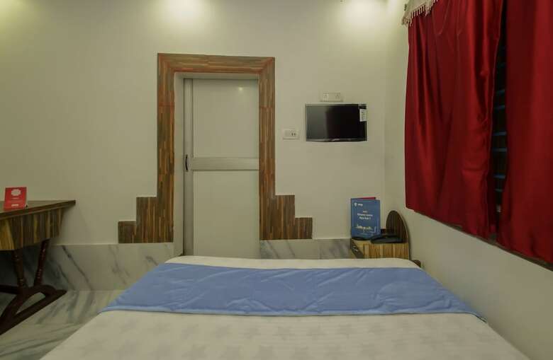 Hotel Oyo 8972 Raj Guest House