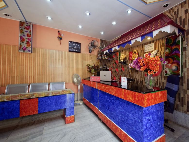 Hotel Oyo 8972 Raj Guest House