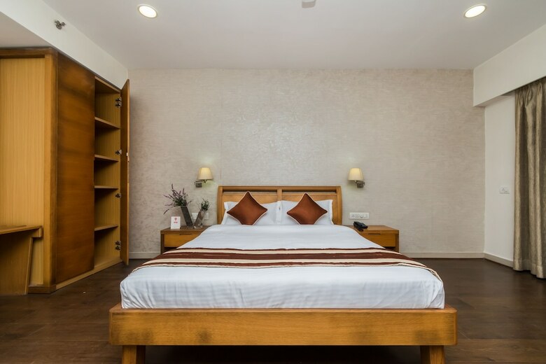 Capital O 10212 Hotel West Willows Xanadu