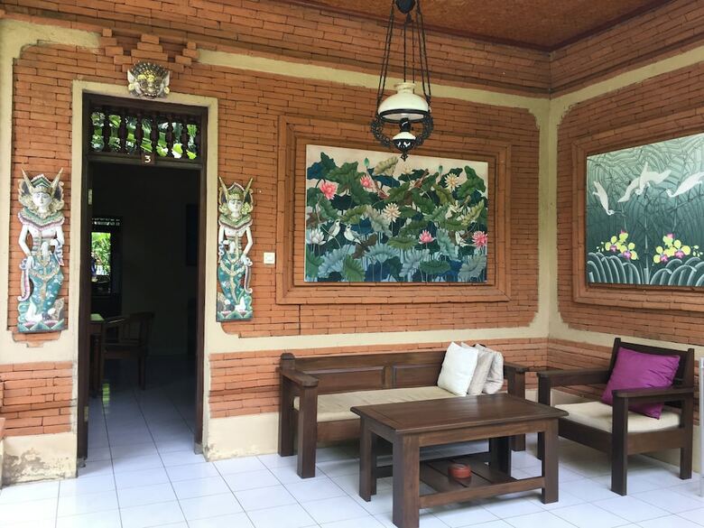 Cafe Wayan & Cottages