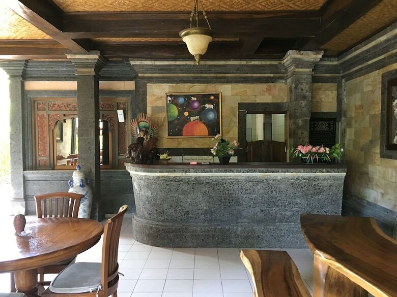 Cafe Wayan & Cottages