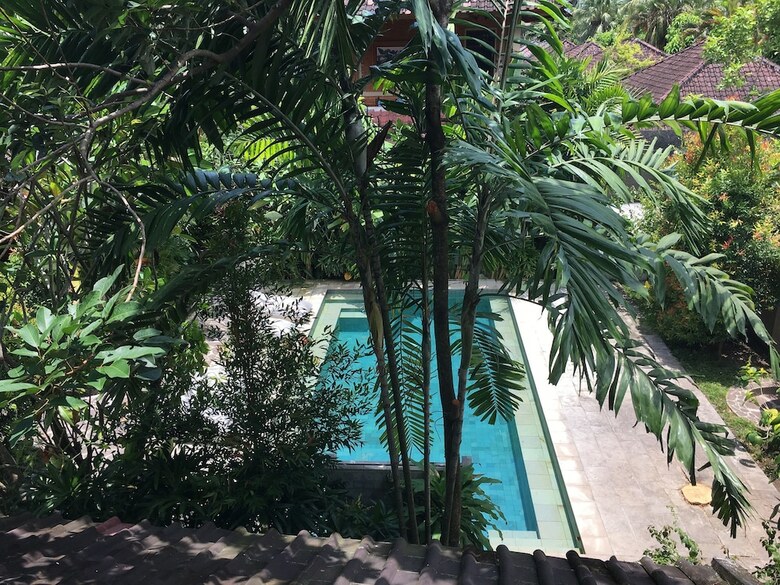 Cafe Wayan & Cottages