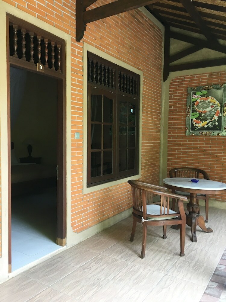 Cafe Wayan & Cottages