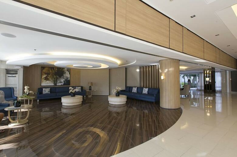 Condodeal At Shell Residences Moa Pasay