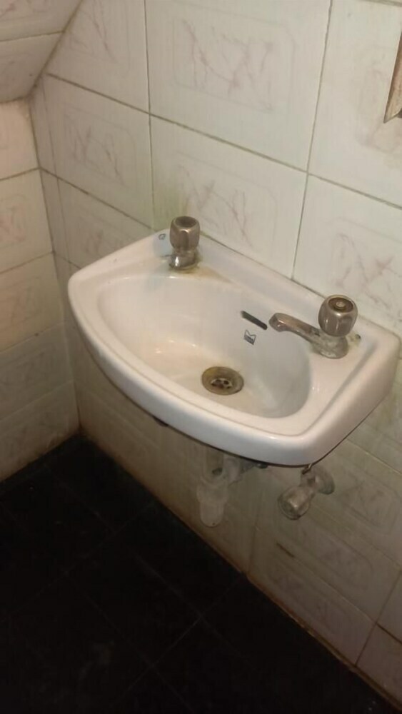 Hotel Capital Residency