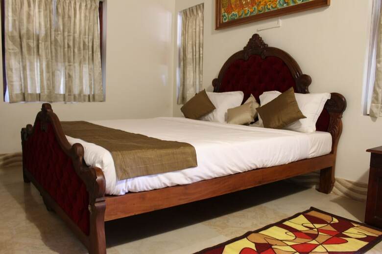 Hotel Neelambari Ecotourism