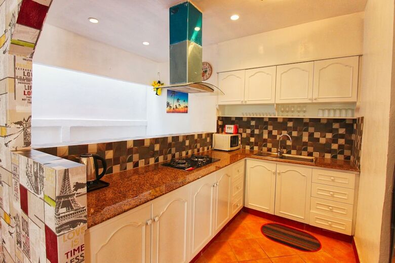 Grande Adam Pool Villa