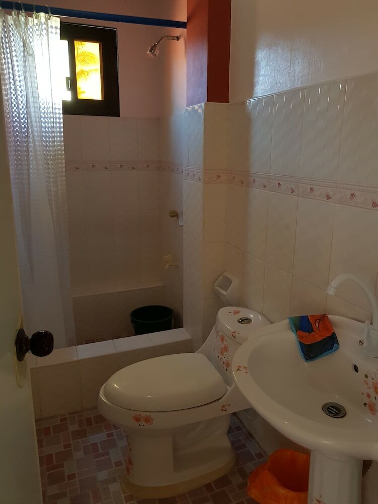 Hotel Paz Patar Beach House Resort