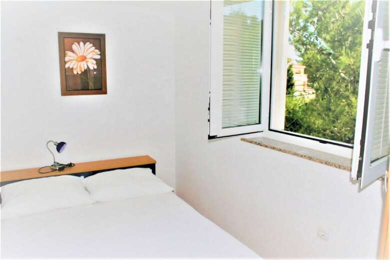 Apartments Vrtlici