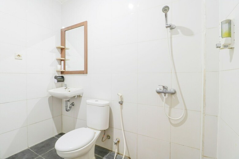 Oyo 1655 Grand Senggigi Hotel