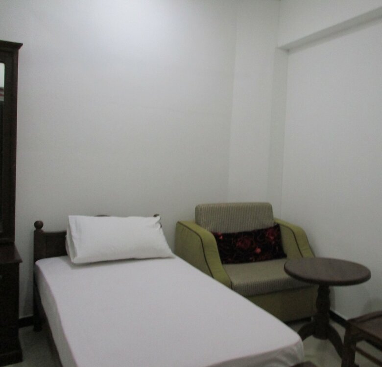 City Hotel