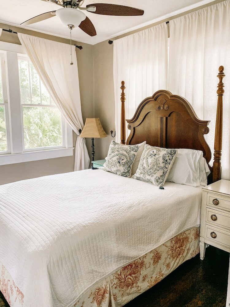 Hotel Park Place Inn And Cottages