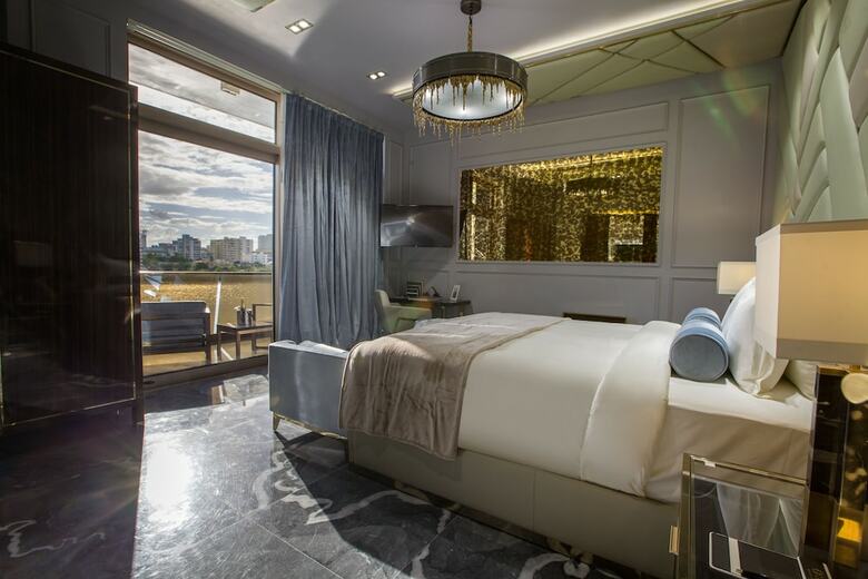 Olv Hotel - Adults Only