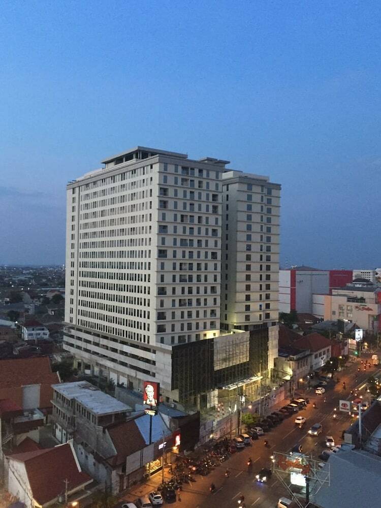 Louis Kienne Hotel Pemuda