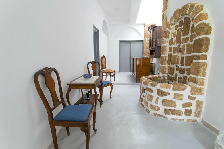 Mascot Boutique Hotel
