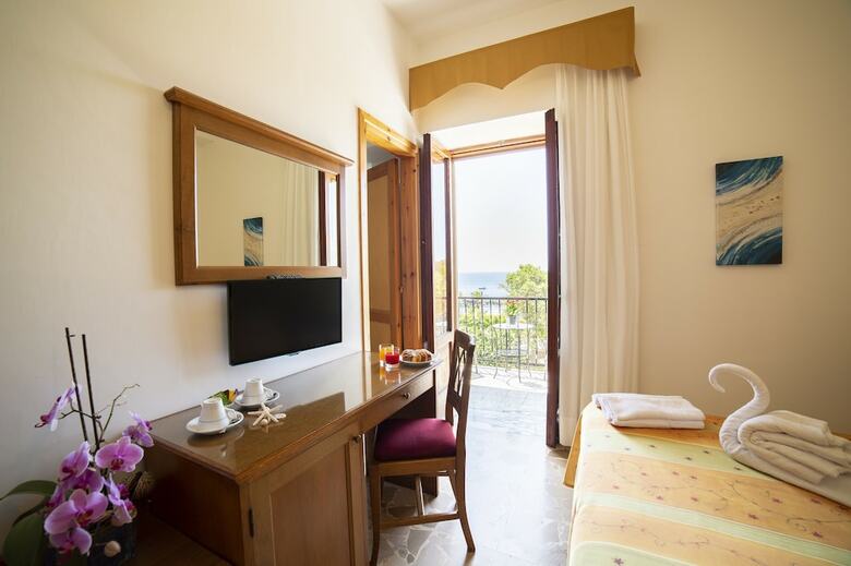 Hotel La Mandorla