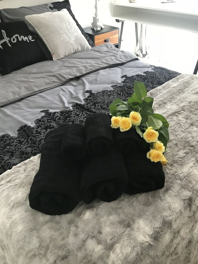 Good Time Apartment