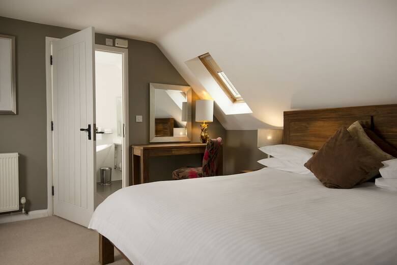 Crouchers Hotel