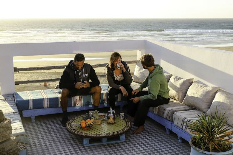 Hotel Blue Waves Surf House