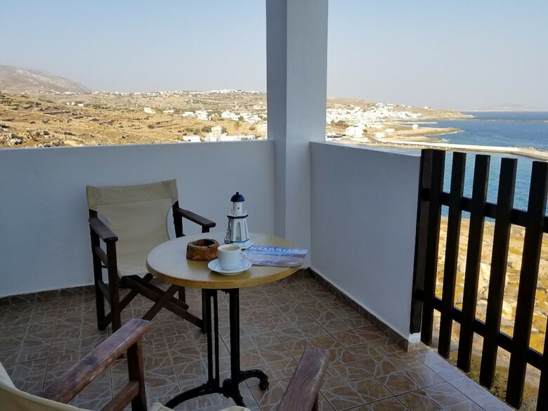 Apartamentos Meltemi Studios Sea View