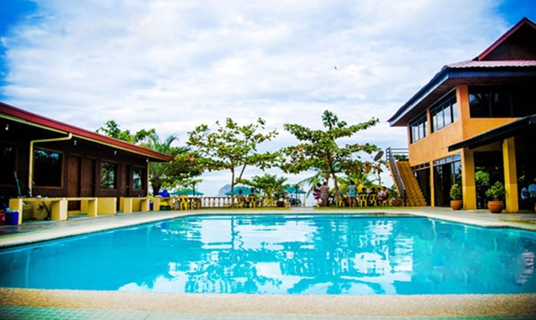 Hotel Canoe Beach Resort