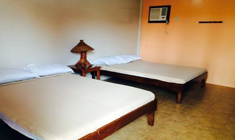 Hotel Canoe Beach Resort
