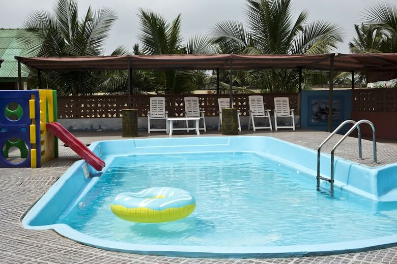 Bed & Breakfast Cliff Haven Beach Resort