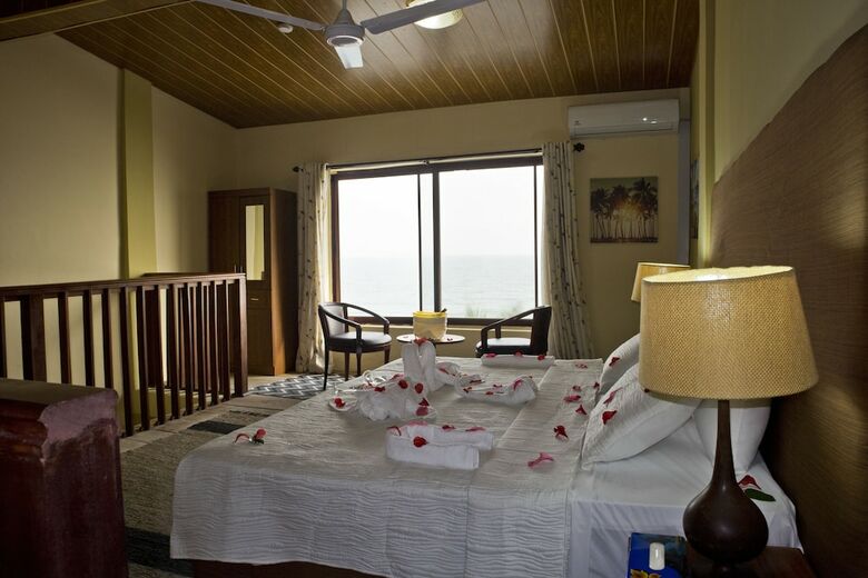 Bed & Breakfast Cliff Haven Beach Resort