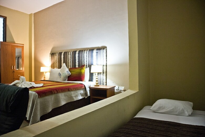 Bed & Breakfast Cliff Haven Beach Resort
