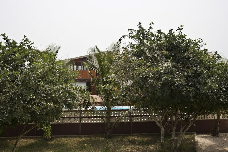 Bed & Breakfast Cliff Haven Beach Resort