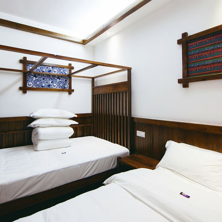 Hotel California Zhangjiajie